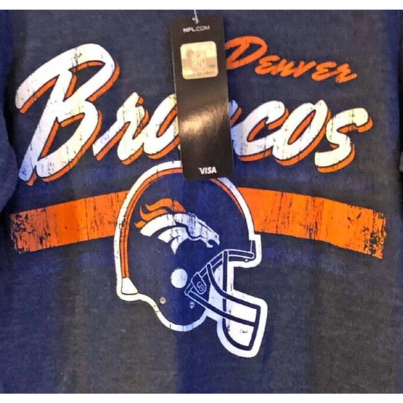 NFL Team Denver Broncos Size M Blue Long Sleeve T-Shirt - Picture 7 of 7